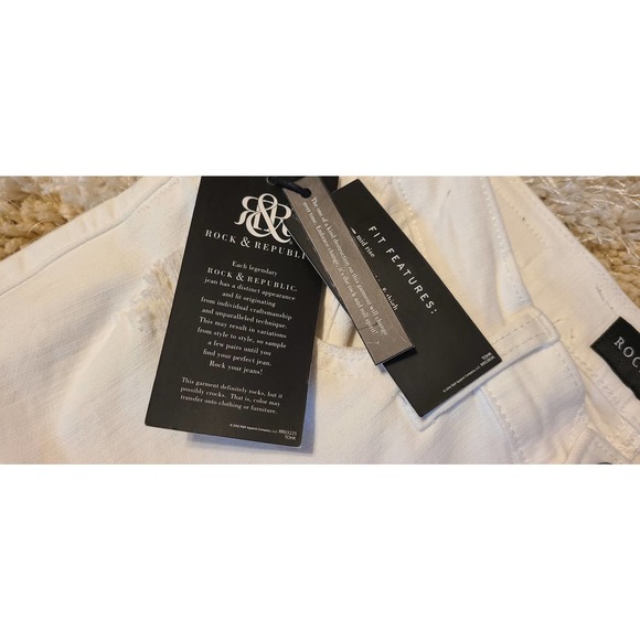 NWT Rock & Republic White Kendall Mid Rise Capri Size Size 6. - Picture 6 of 9